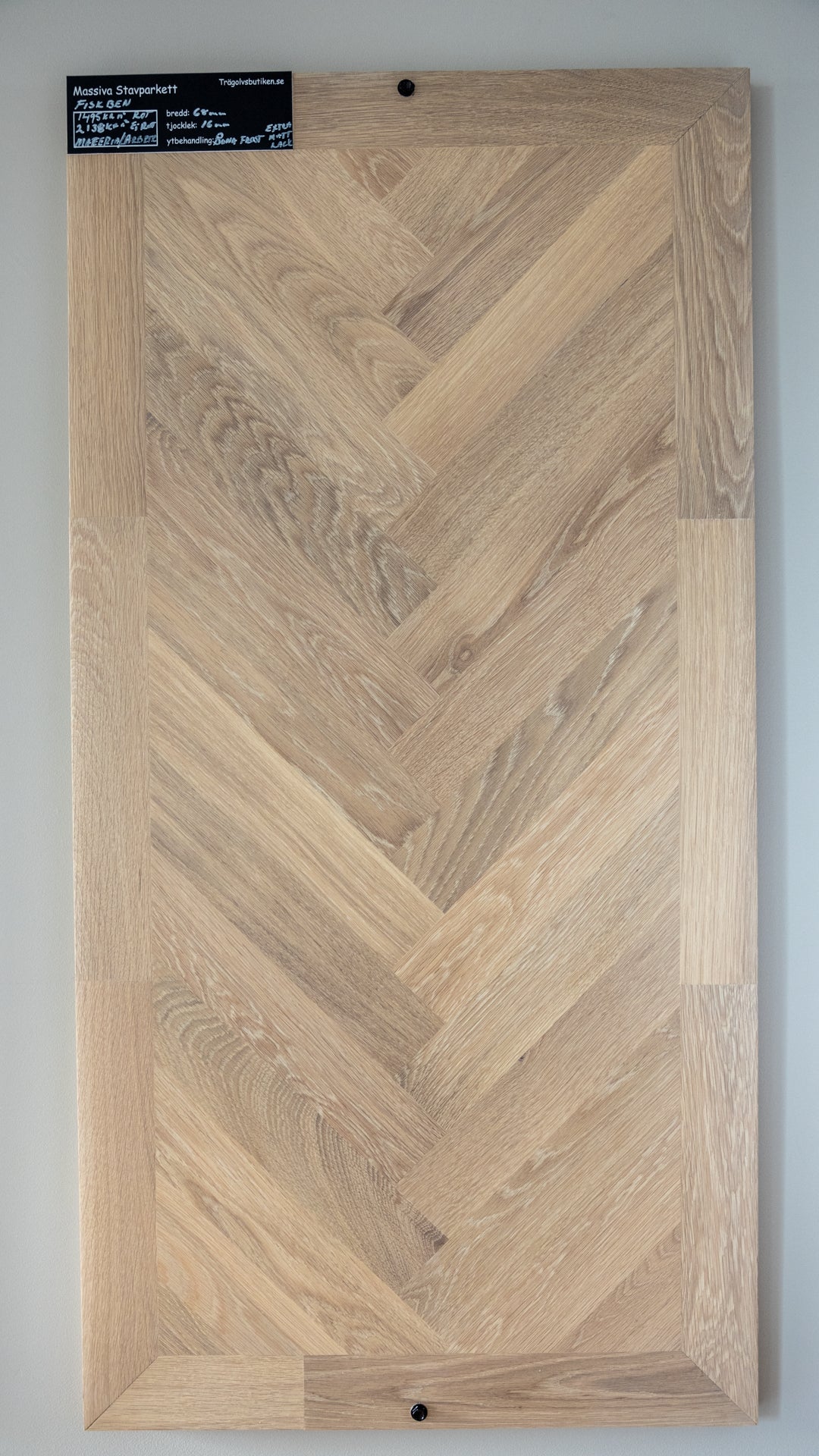 Golvtrender 2027: mörka golv, breda plankor och rökt ek